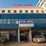 Astra فندق 3*