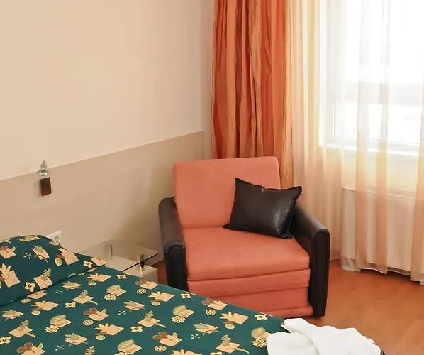 阿斯特拉酒店 3*