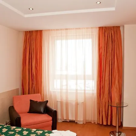 Astra Hotel 3*
